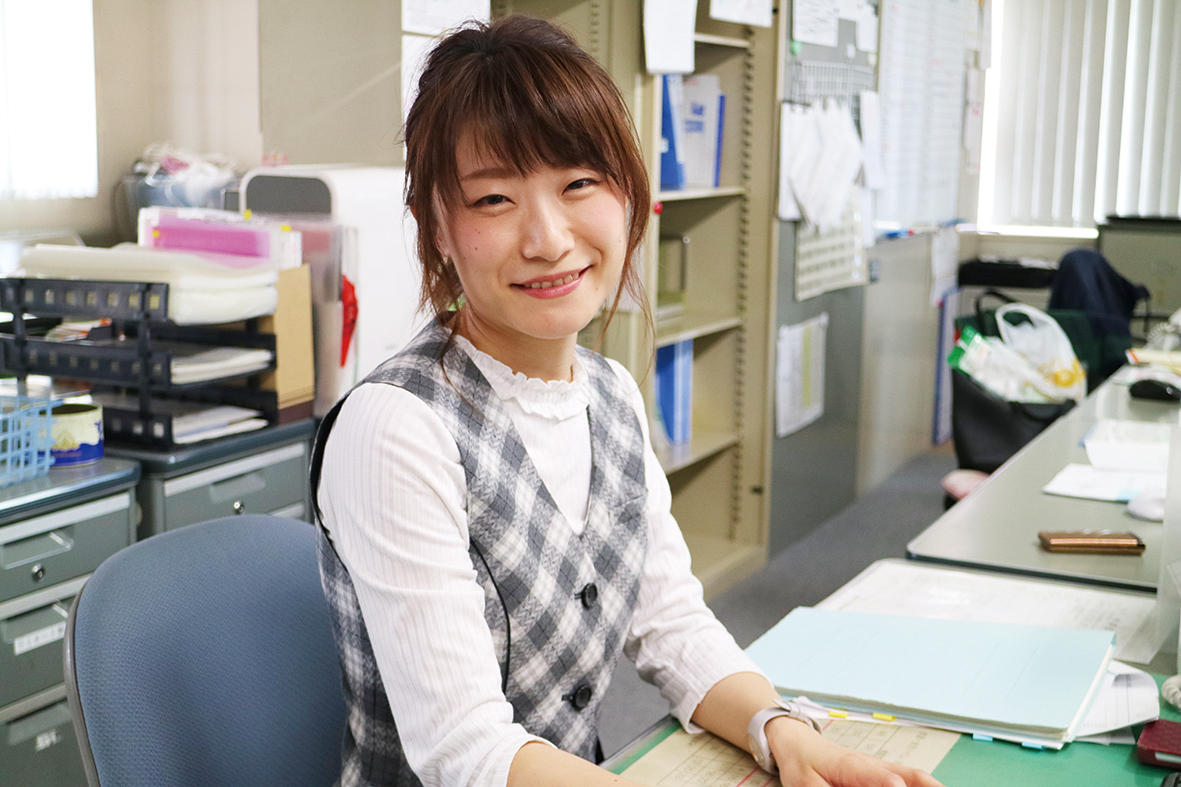 大津 由依